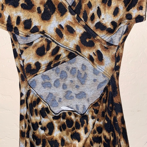 Cheetah print dress - Picture 2 of 3